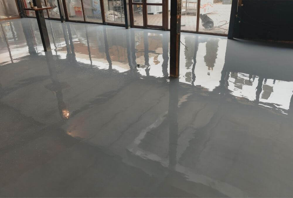Epoxy floor coating curing on process