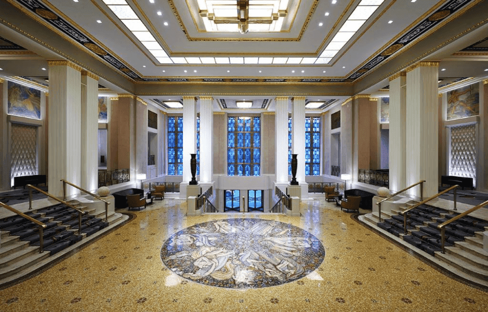 WALDORF ASTORIA hotel